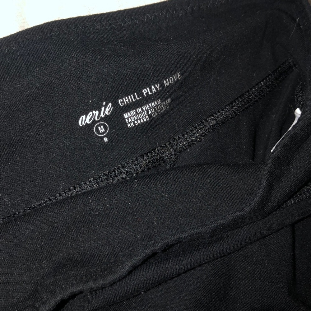 Black Aerie leggings